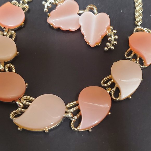 1950's Vintage Necklace/earring set - Picture 2 of 4